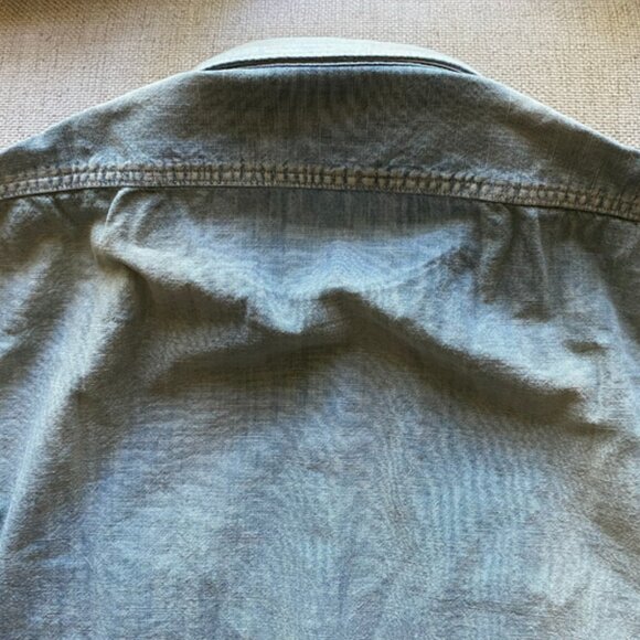 Ralph Lauren Vintage Men's Light Chambray Workshirt size Medium - Picture 16 of 16